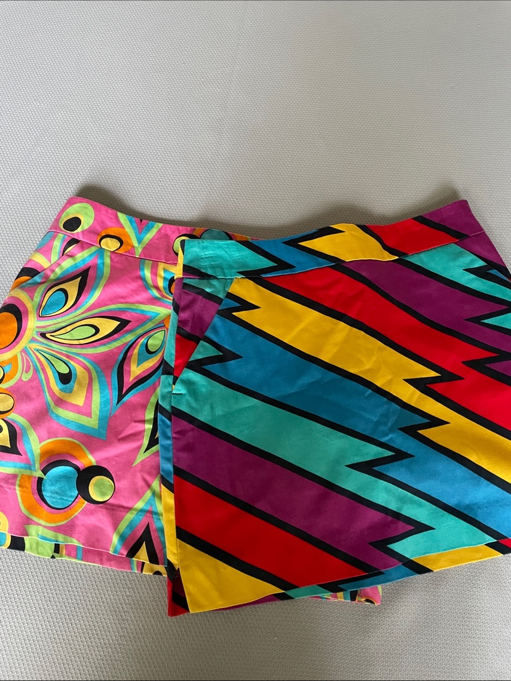 Loudmouth Set of 2 Multicolor Golf Skorts Size 4